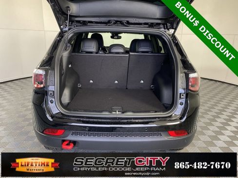 New 2026 Jeep Compass Trailhawk image 28
