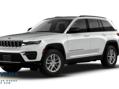 New 2026 Jeep Grand Cherokee Laredo