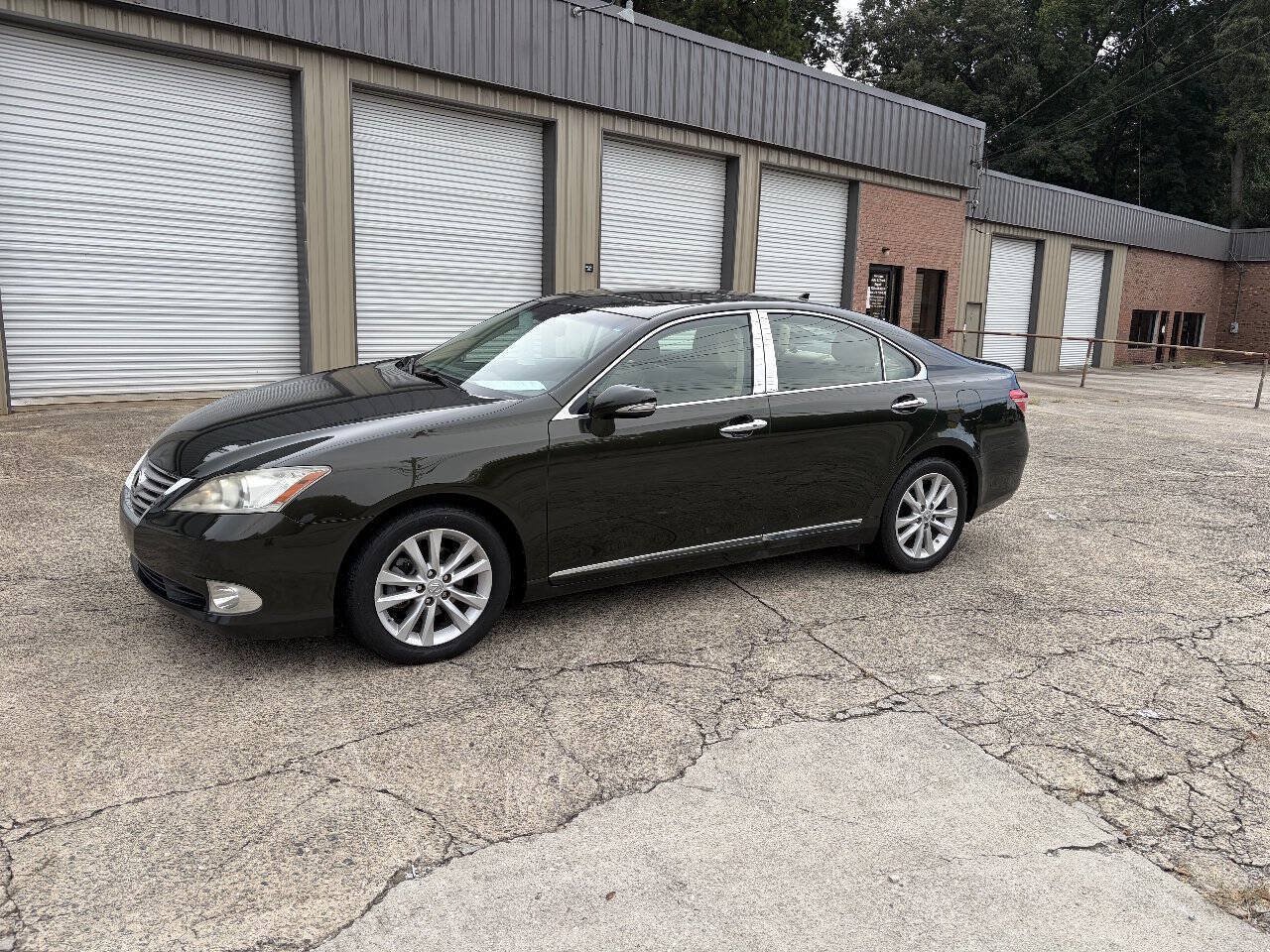Used 2010 Lexus ES 350 FWD image 16