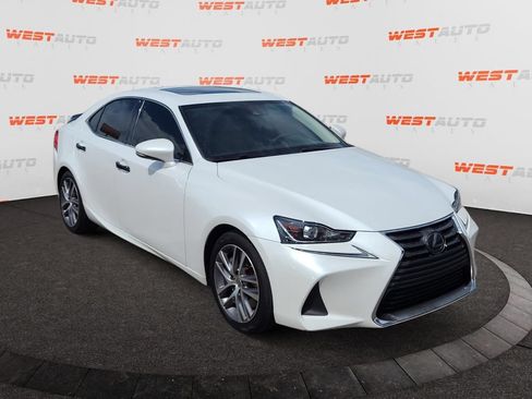 Used 2020 Lexus IS 300 w/ Accessory Package RWD image 7