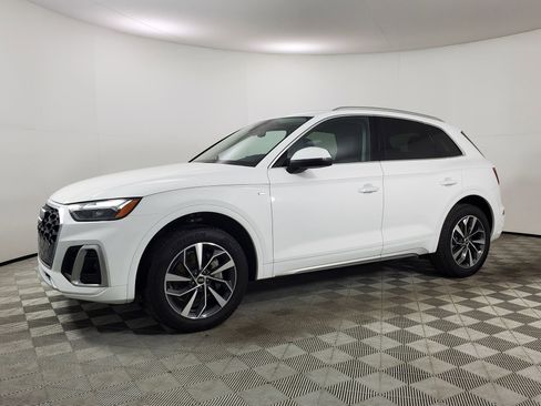 Certified 2023 Audi Q5 2.0T Premium Plus image 5