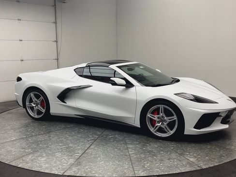 Certified 2020 Chevrolet Corvette Stingray Preferred Cpe w/ 2LT Preferred Equipment Group image 37