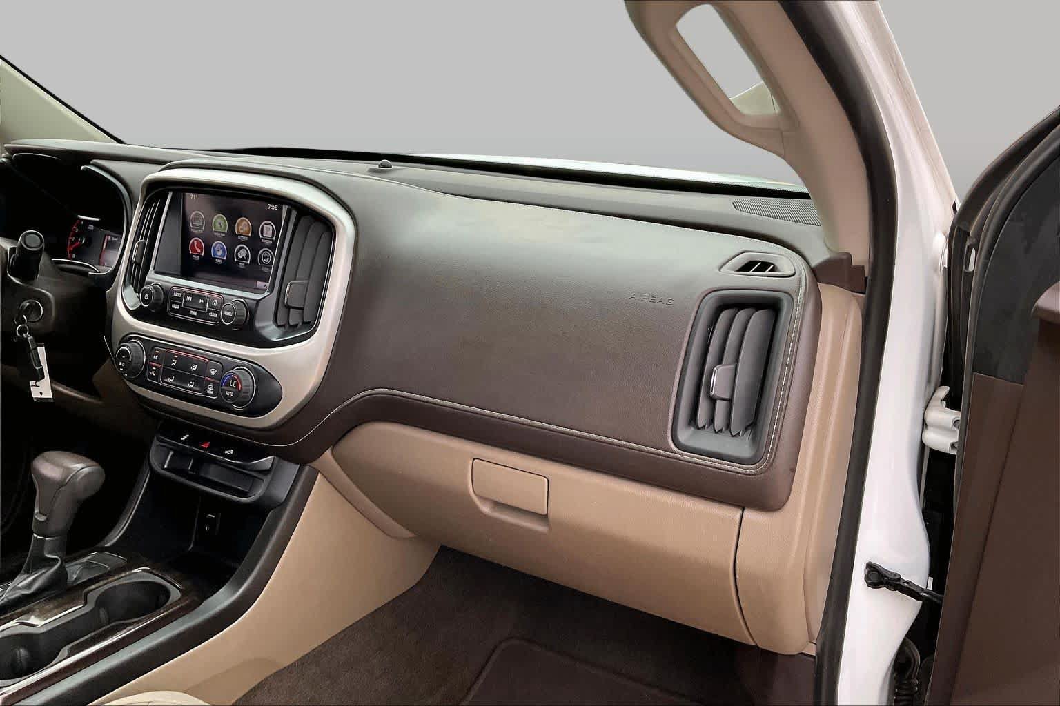 Used 2016 GMC Canyon SLE w/ SLE Convenience Package RWD image 17