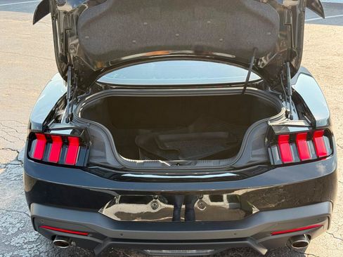 Used 2025 Ford Mustang GT w/ Mustang Nite Pony Package RWD image 5