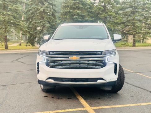 Used 2023 Chevrolet Suburban Premier AWD/4WD image 9