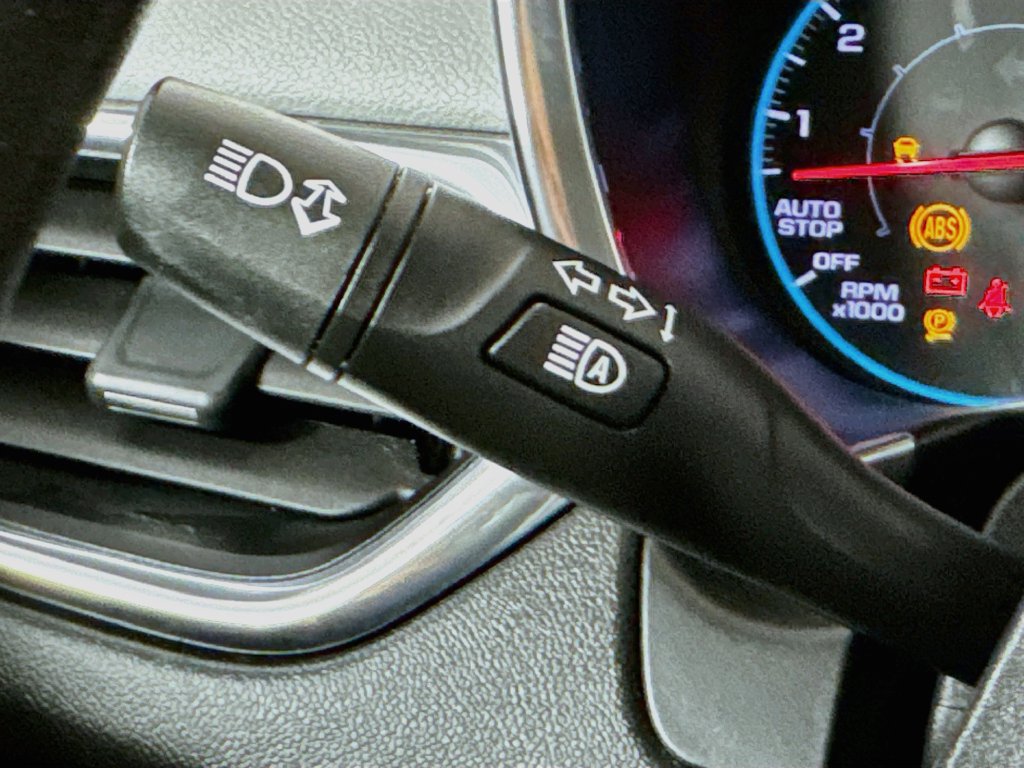 Used 2020 Chevrolet Equinox LS FWD image 12