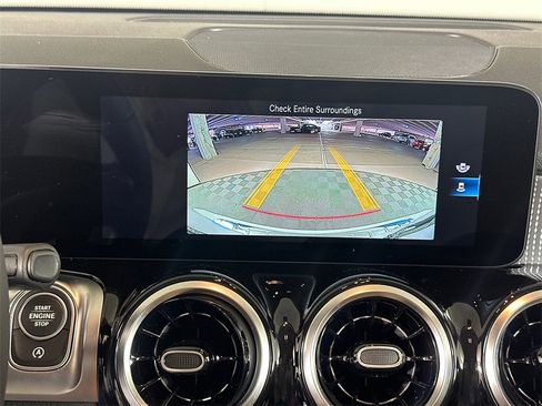 Certified 2022 Mercedes-Benz GLB 250 image 30