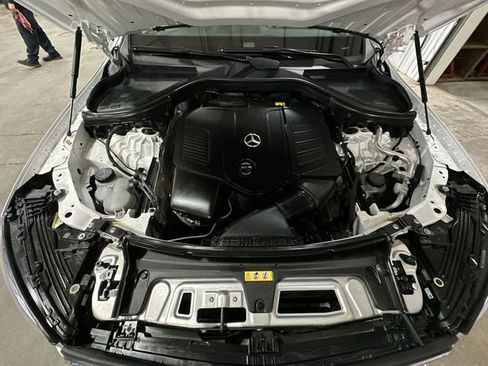 Used 2023 Mercedes-Benz GLC 300 4MATIC image 21