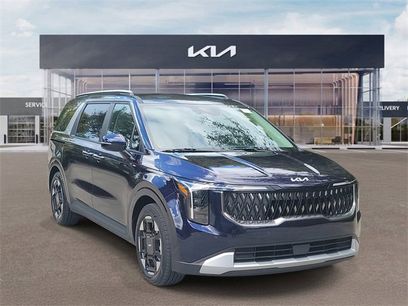 Certified 2025 Kia Carnival EX