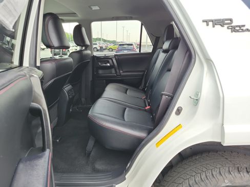 Certified 2022 Toyota 4Runner TRD Off-Road Premium w/ TRD Black Wheel Package (TMS) AWD/4WD image 10