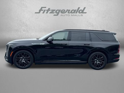 New 2026 Cadillac Escalade IQL Sport 1 w/ LPO, ONYX Package AWD/4WD image 3