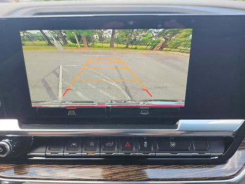 New 2026 GMC Sierra 1500 SLE image 14