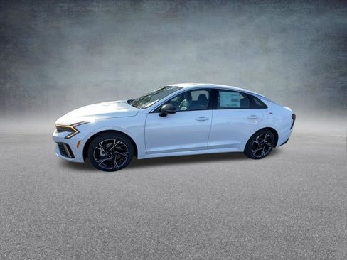 Used 2025 Kia K5 GT-Line image 41