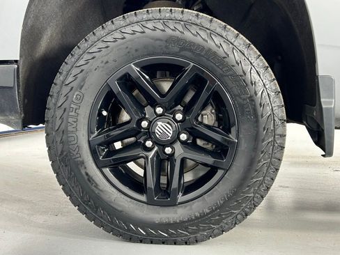 Used 2024 Chevrolet Silverado 1500 Custom Trail Boss AWD/4WD image 33