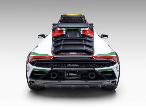 Used 2024 Lamborghini Huracan Sterrato AWD/4WD image 10