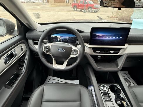 New 2026 Ford Explorer Active w/ Active Comfort Package AWD/4WD image 15