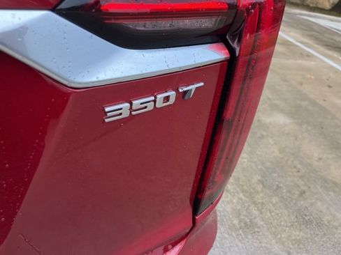 New 2025 Cadillac XT6 Luxury FWD image 8
