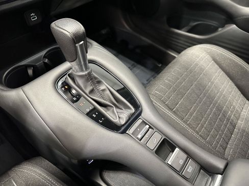 Certified 2024 Honda HR-V LX image 23