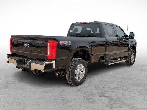 New 2026 Ford F350 XLT w/ FX4 Off-Road Package image 11