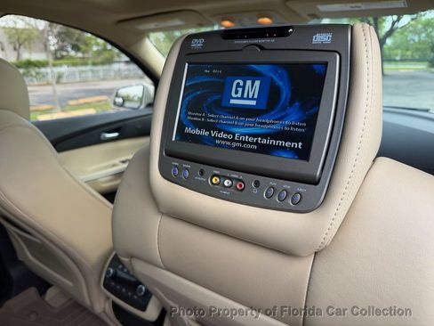 Used 2011 GMC Acadia SLT AWD/4WD image 48