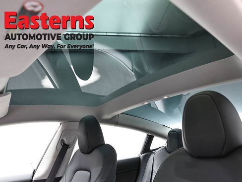 Used 2023 Tesla Model 3 Standard Range image 28