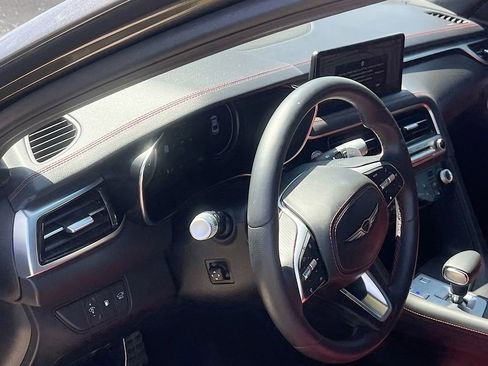 Used 2025 Genesis G70 3.3T Advanced w/ Sport Prestige Package image 9