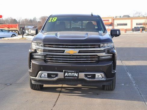 Used 2019 Chevrolet Silverado 1500 High Country w/ Technology Package image 8
