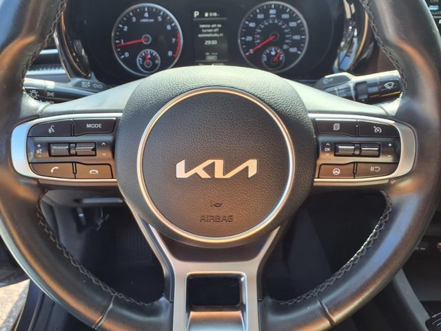 Used 2022 Kia K5 EX FWD image 8