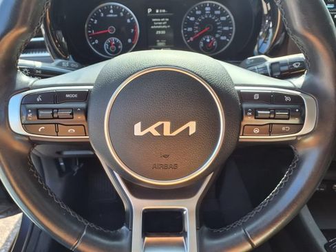 Used 2022 Kia K5 EX FWD image 8