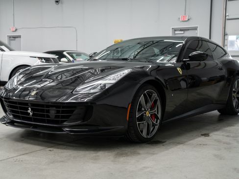 Used 2020 Ferrari GTC4Lusso T RWD image 5