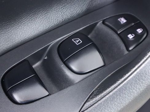 Used 2018 Nissan Altima 2.5 SR w/ SR Midnight Edition FWD image 27
