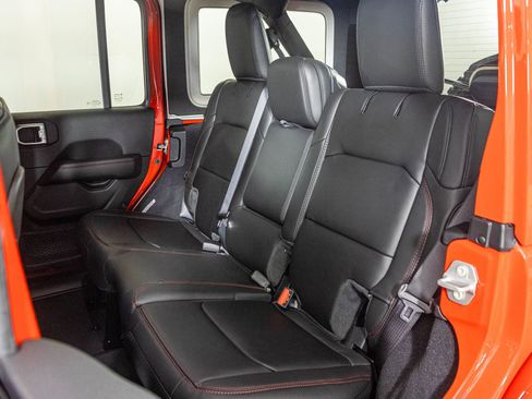 New 2026 Jeep Wrangler Unlimited Rubicon AWD/4WD image 34