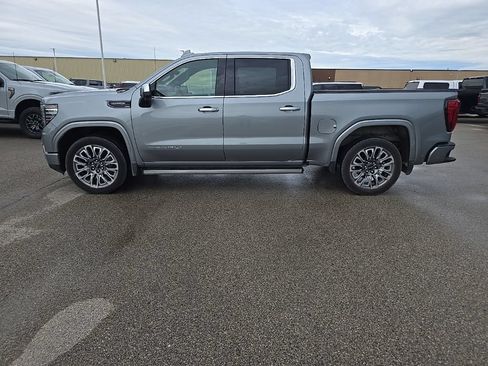 Used 2026 GMC Sierra 1500 Denali Ultimate AWD/4WD image 3