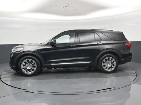 Used 2026 Ford Explorer Platinum RWD image 38