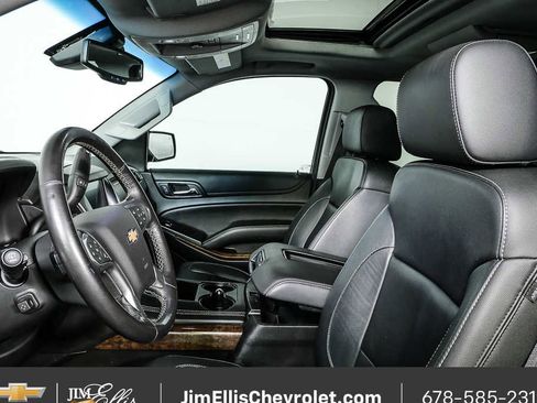 Used 2018 Chevrolet Suburban LT image 5