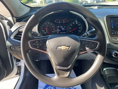 Used 2024 Chevrolet Malibu LT image 26