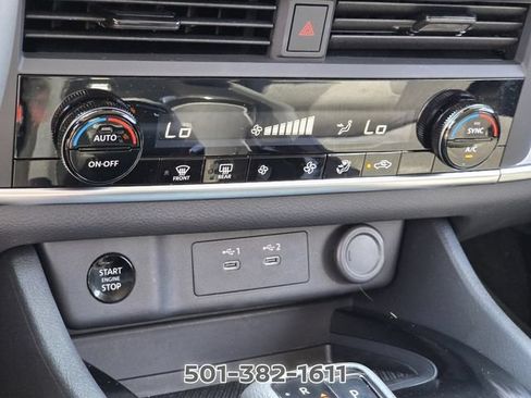 Certified 2026 Nissan Rogue SV FWD image 25