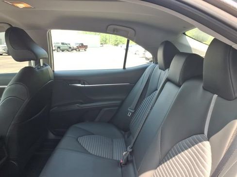 Used 2024 Toyota Camry SE FWD image 7
