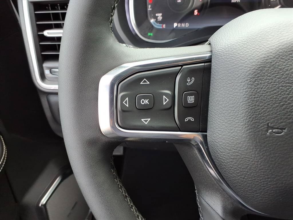 New 2026 RAM 2500 Laramie AWD/4WD image 21
