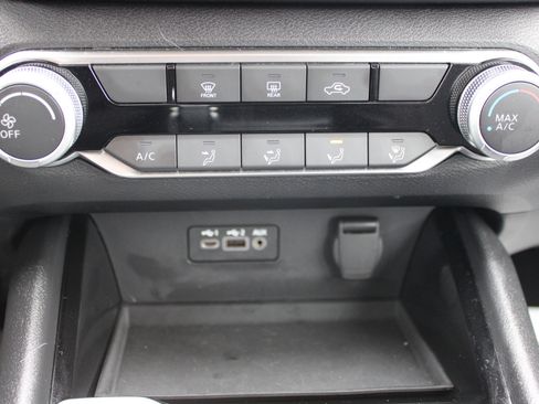 Used 2024 Nissan Altima 2.5 SV image 24