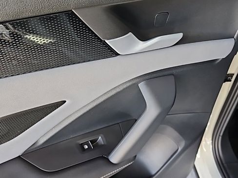 New 2026 Volkswagen Tiguan SE R-Line image 22