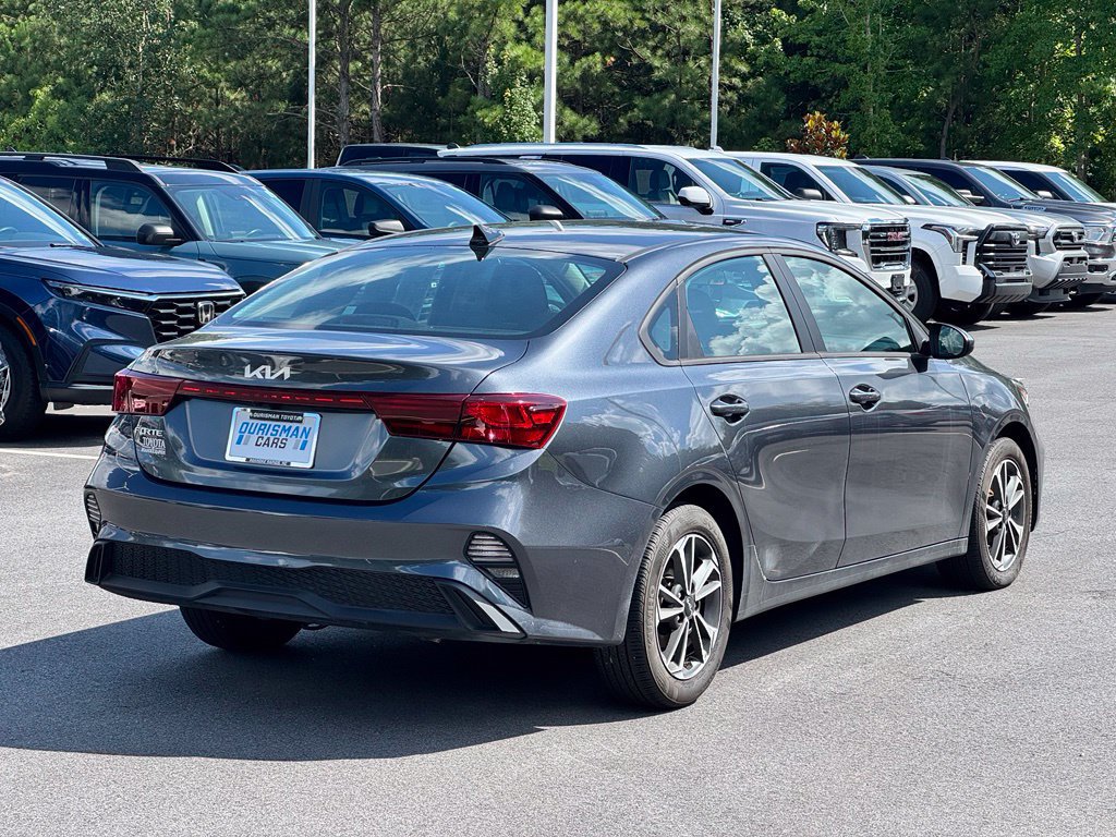 Used 2024 Kia Forte LXS FWD image 8