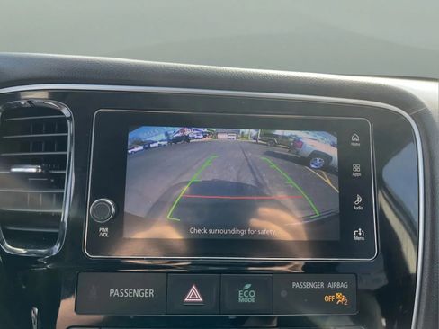 Used 2018 Mitsubishi Outlander SE FWD image 14
