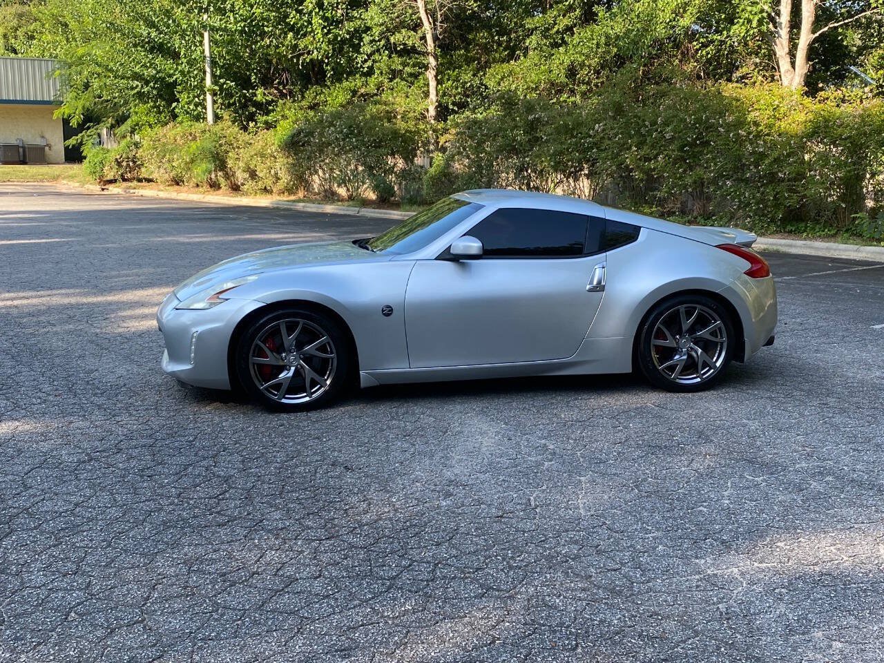 Used 2014 Nissan 370Z Coupe w/ Sport Package RWD image 8