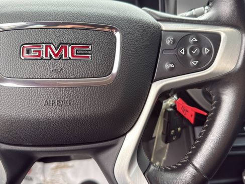Used 2020 GMC Canyon SLE w/ Elevation Edition RWD image 15