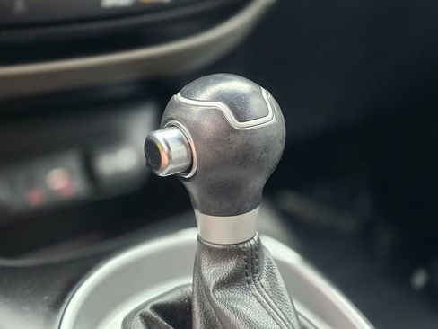 Used 2017 Kia Soul image 36