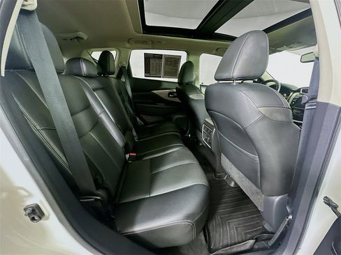 Used 2017 Nissan Murano Platinum w/ Platinum Technology Package image 10