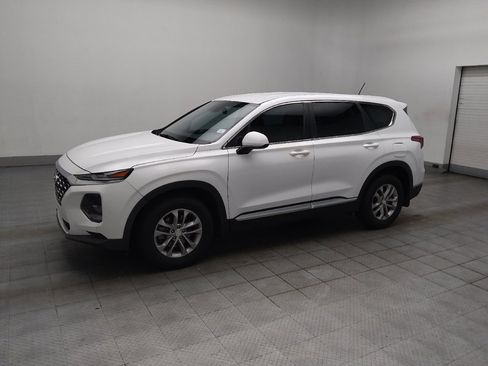Used 2020 Hyundai Santa Fe SE FWD image 2