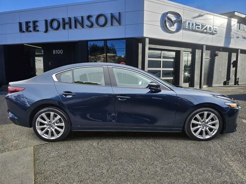 Used 2020 MAZDA MAZDA3 Sedan w/ Select Package FWD image 6
