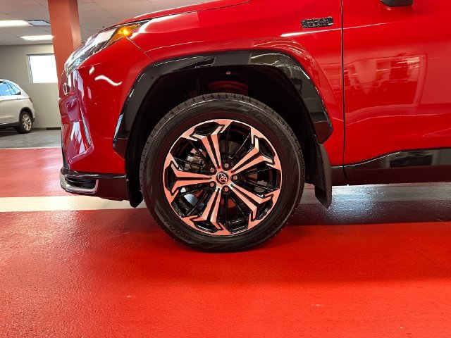 Certified 2024 Toyota RAV4 XSE w/ Premium Package AWD/4WD image 28
